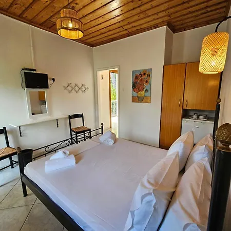 The Pine Trees Agnontas