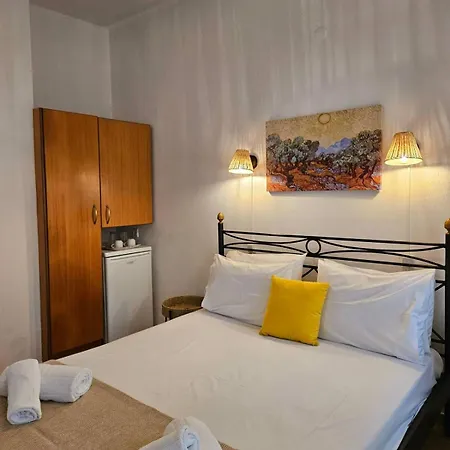 The Pine Trees 3* Agnontas