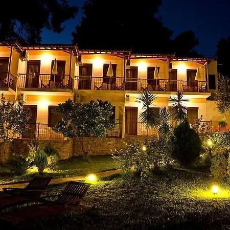 Apart-hotel The Pine Trees 3*