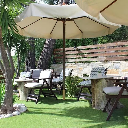 Apart Otel The Pine Trees