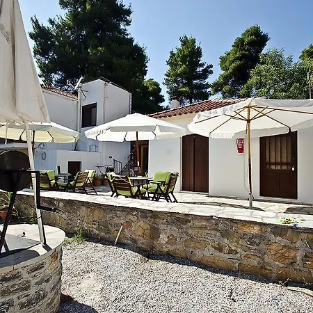Aparthotel Pine Trees Agnontas
