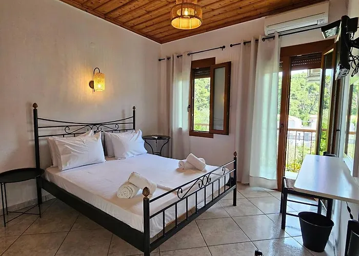 Lägenhetshotell The Pine Trees Agnontas