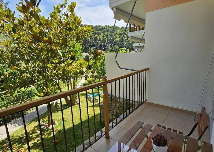 Lägenhetshotell The Pine Trees 3*