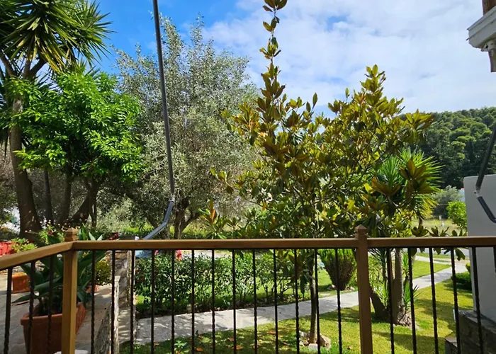 Lägenhetshotell The Pine Trees